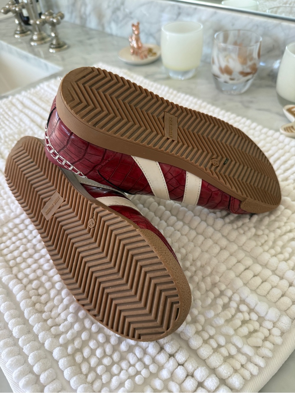 Steve Madden Red Croc-Embossed Sneakers with White Stripes - Picture 4 of 5